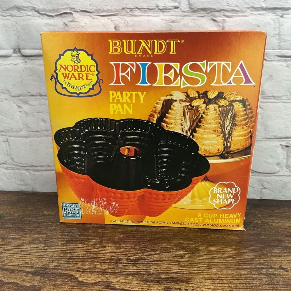 New Vintage Nordic Ware Bundt Fiesta Party Pan Cast Aluminum Brown‎